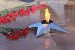 Возложением цветов и военным митингом встретили День защитника Отечества жители Уссурийска