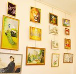 Выставка прикладного творчества «Искусство КНДР» открылась в Уссурийске