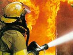 Два человека пострадали при пожаре в Уссурийске