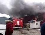 В Уссурийске потушили пожар на китайском рынк
