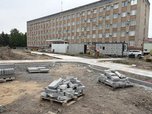 Глава Уссурийского городского округа проверил как идет реконструкция Центральной площади