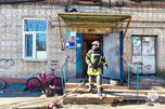 «Вы — настоящие герои нашего города!»: жители Уссурийска поблагодарили пожарных за спасение