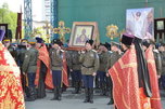 Более 500 человек стали участниками молебна перед иконой «Неупиваемая Чаша» на площади в Уссурийске