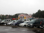 Автовладельцы превратили центральную площадь Уссурийска в стоянку для транспортных средств
