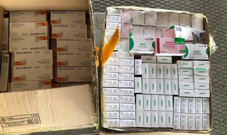 533 упаковки с лекарственными препаратами обнаружили уссурийские таможенники в кабине транспортного средства