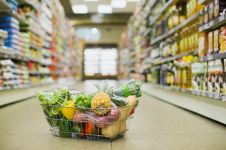 В Уссурийске сравнили цены на продовольственные товары