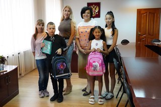 В Уссурийске продолжается всероссийская акция «Помоги собраться в школу»