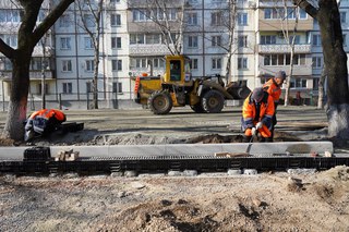 На территории детского сада № 6 идет благоустройство